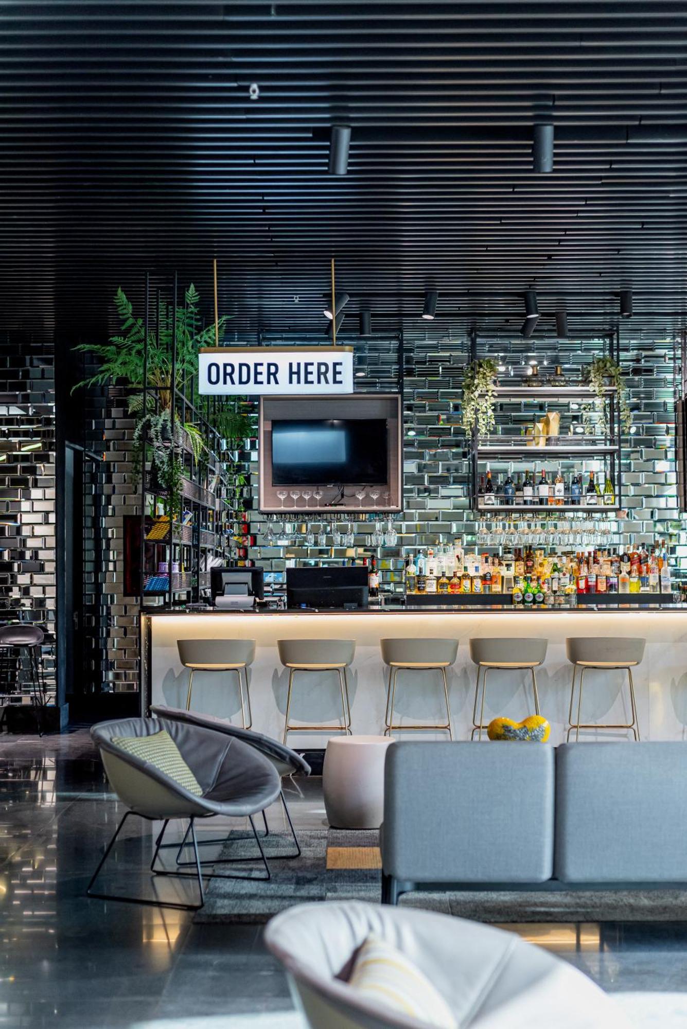 Ola Santiago Providencia, Tapestry Collection By Hilton Exterior foto