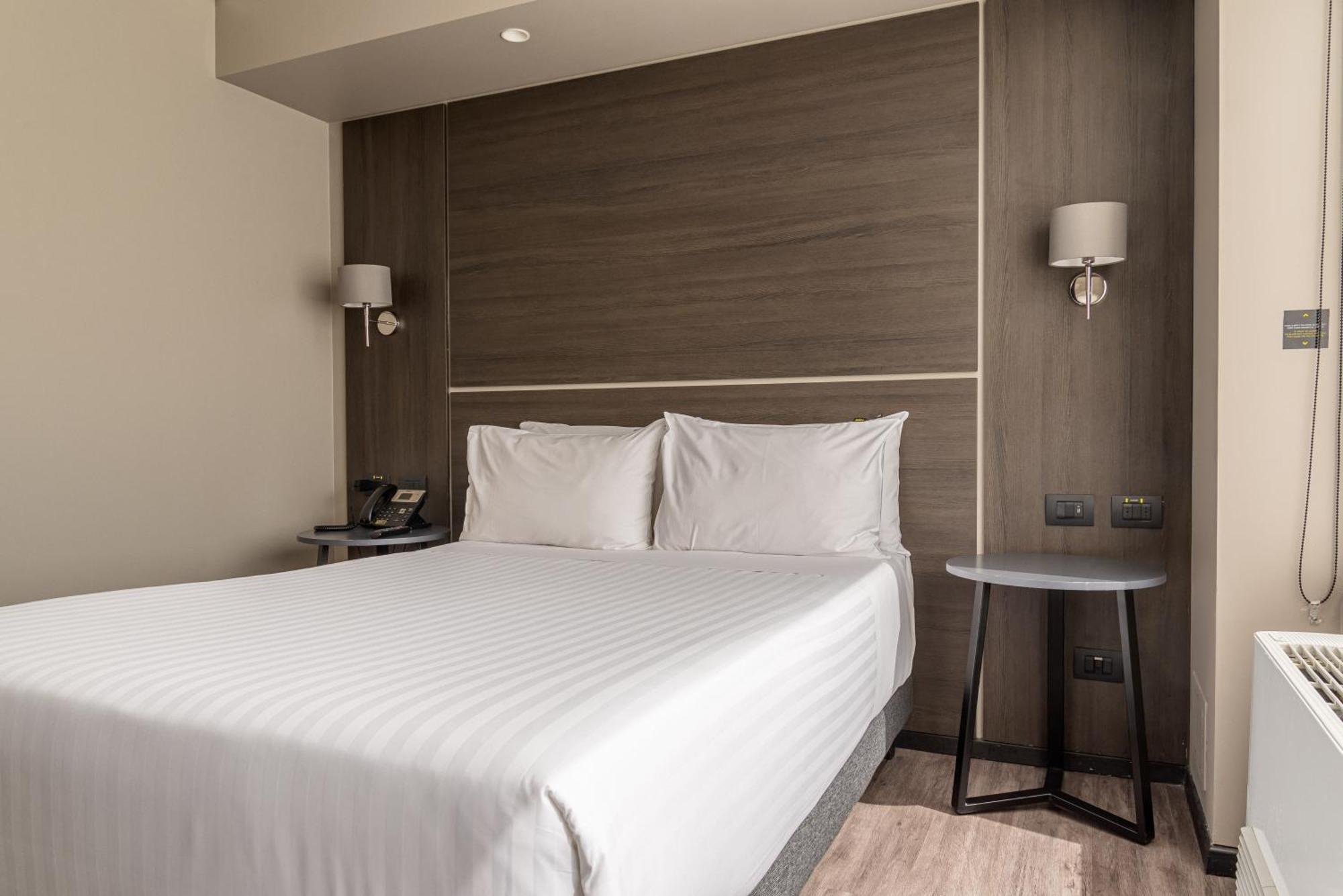 Ola Santiago Providencia, Tapestry Collection By Hilton Exterior foto