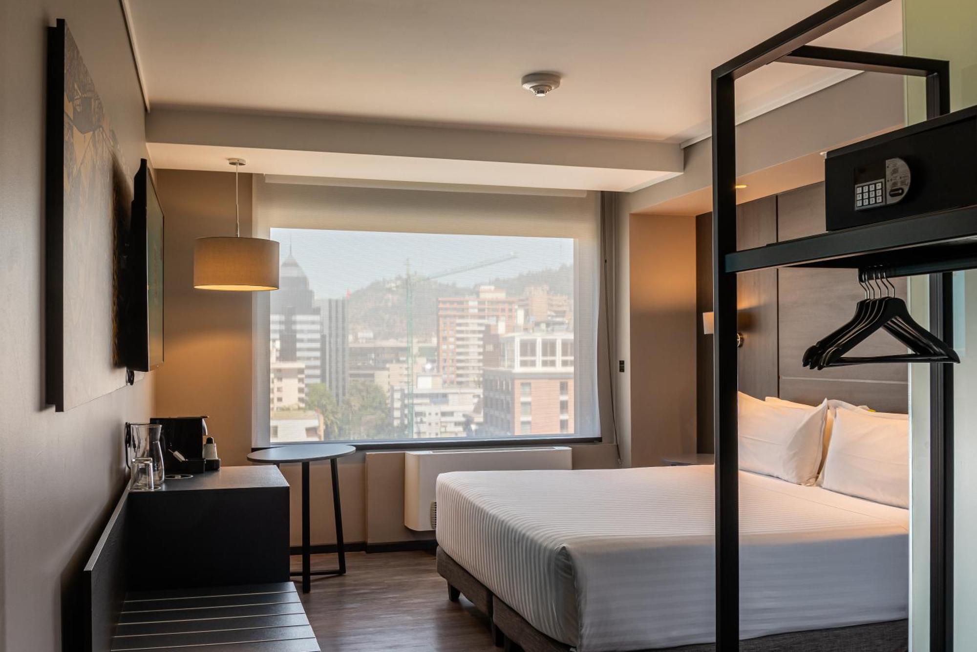 Ola Santiago Providencia, Tapestry Collection By Hilton Exterior foto